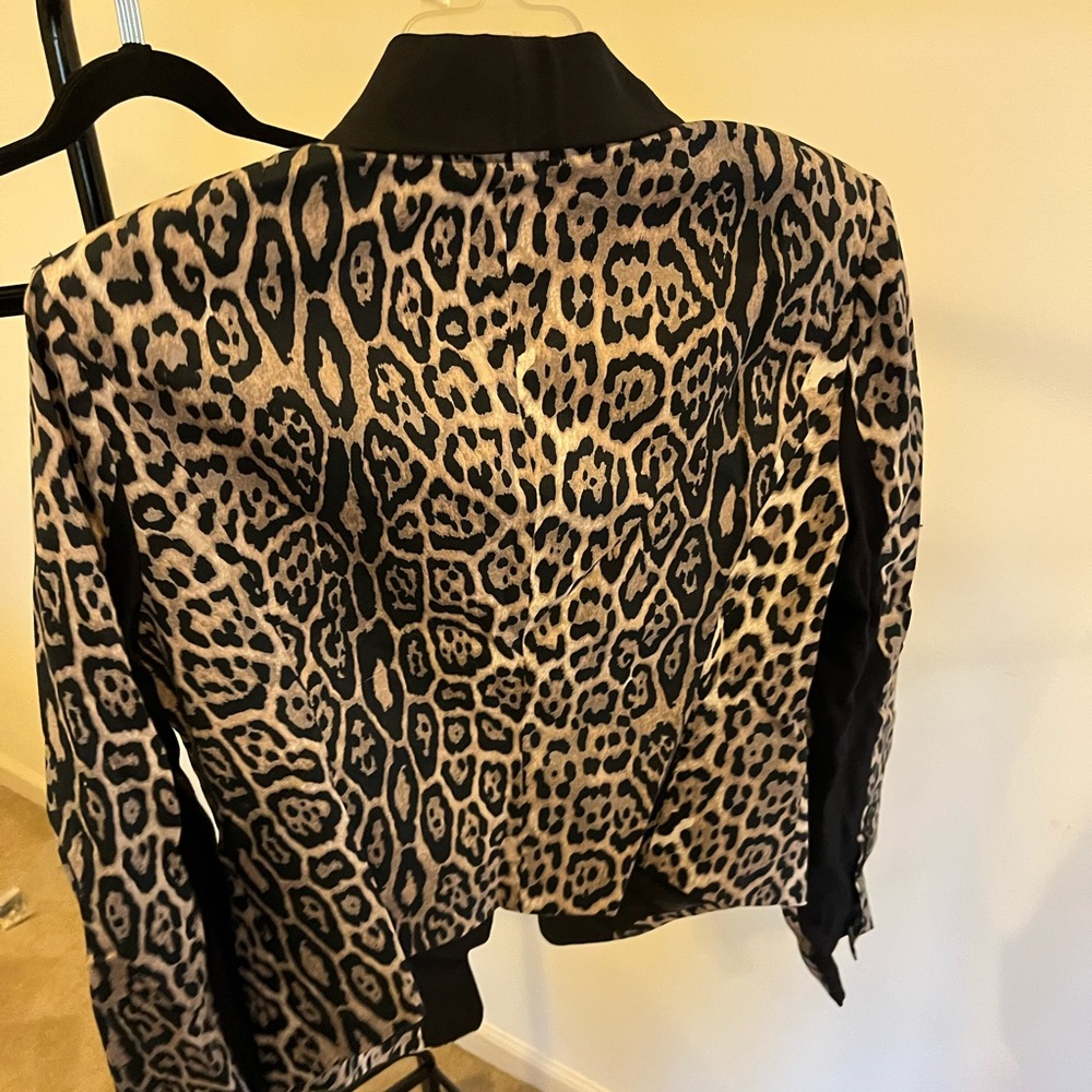 BCBG leopard blazer
